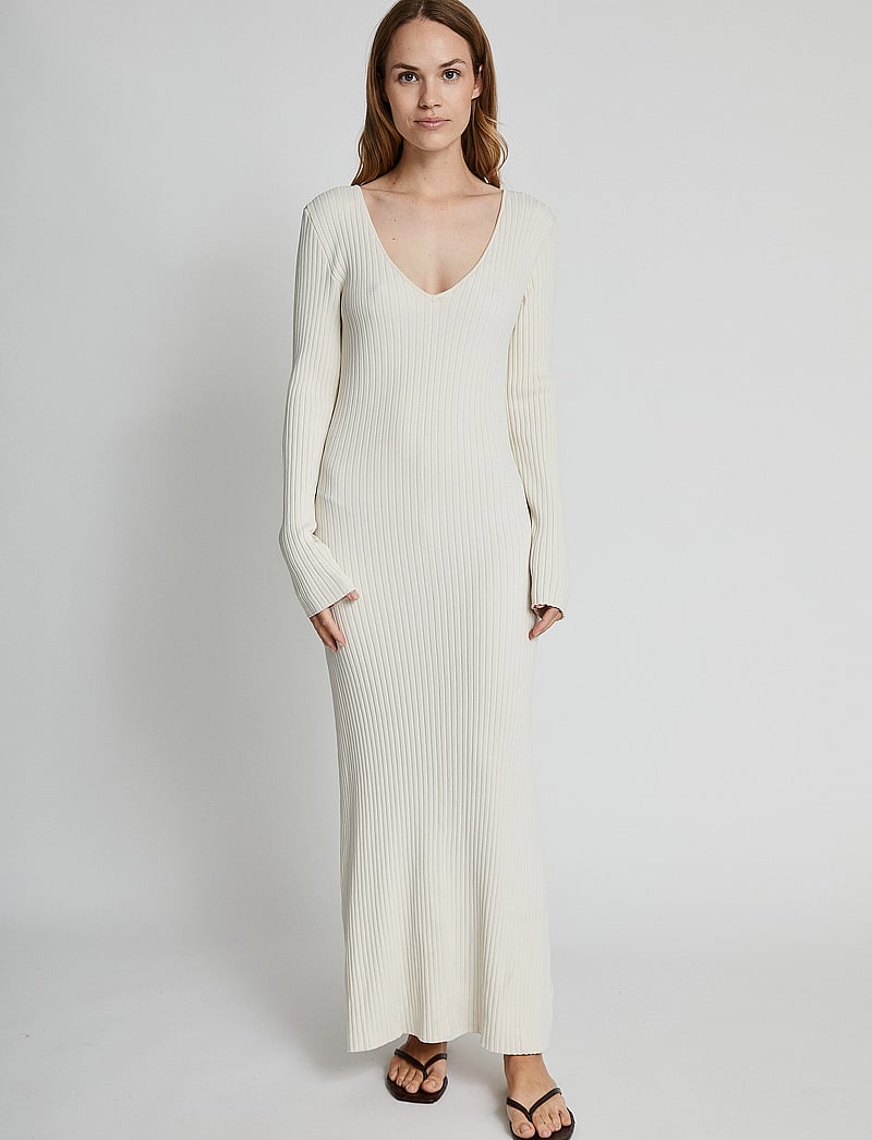 Bruun & Stengade - BS Alexandra Regular Fit Dress - fodralklänningar - off white - 0