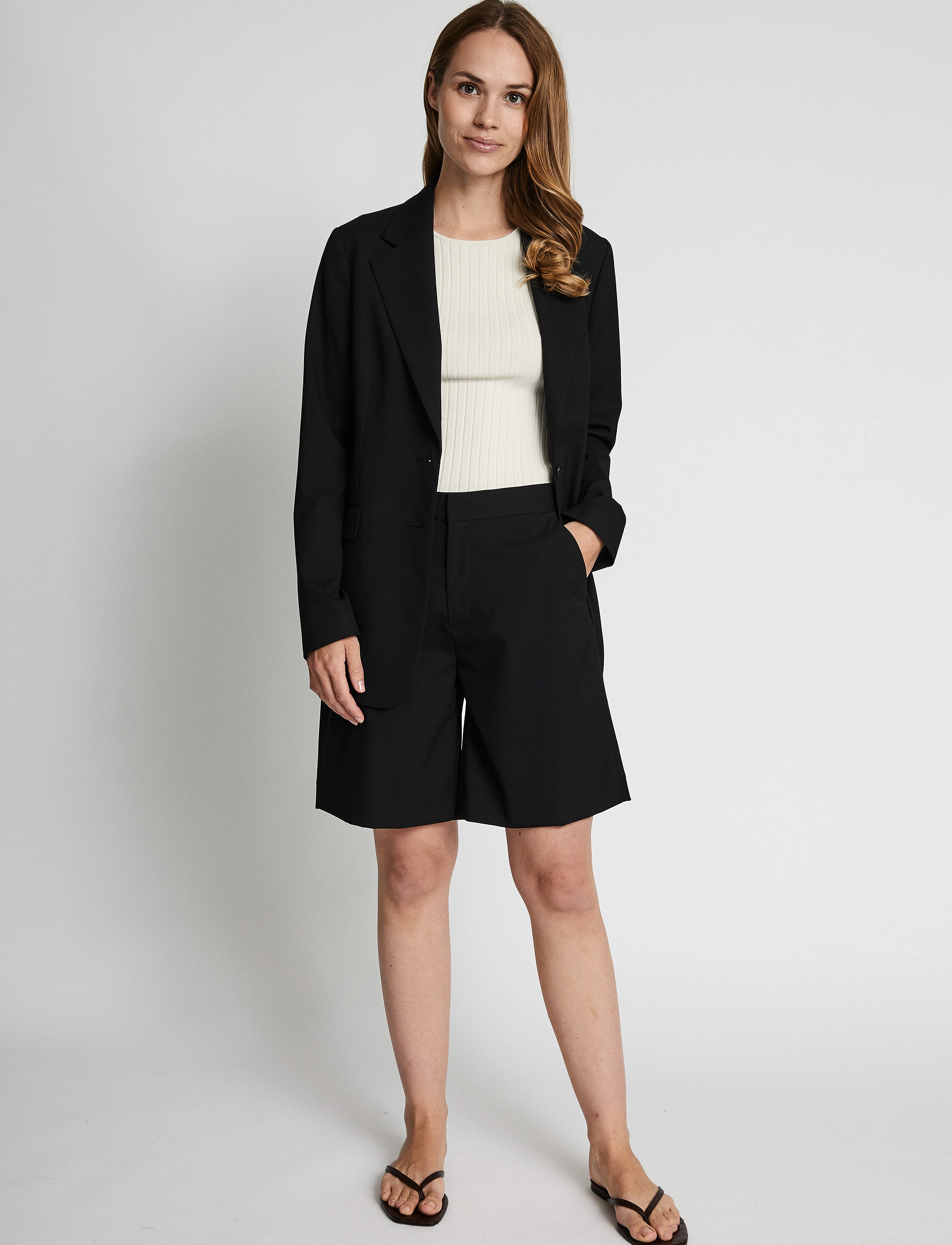 Bruun & Stengade - BS Birgitta Shorts - black - 4