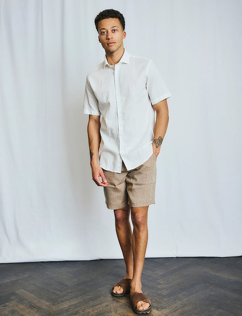 Bruun & Stengade - BS Peppon Regular Fit Shorts - leinen-shorts - brown - 0