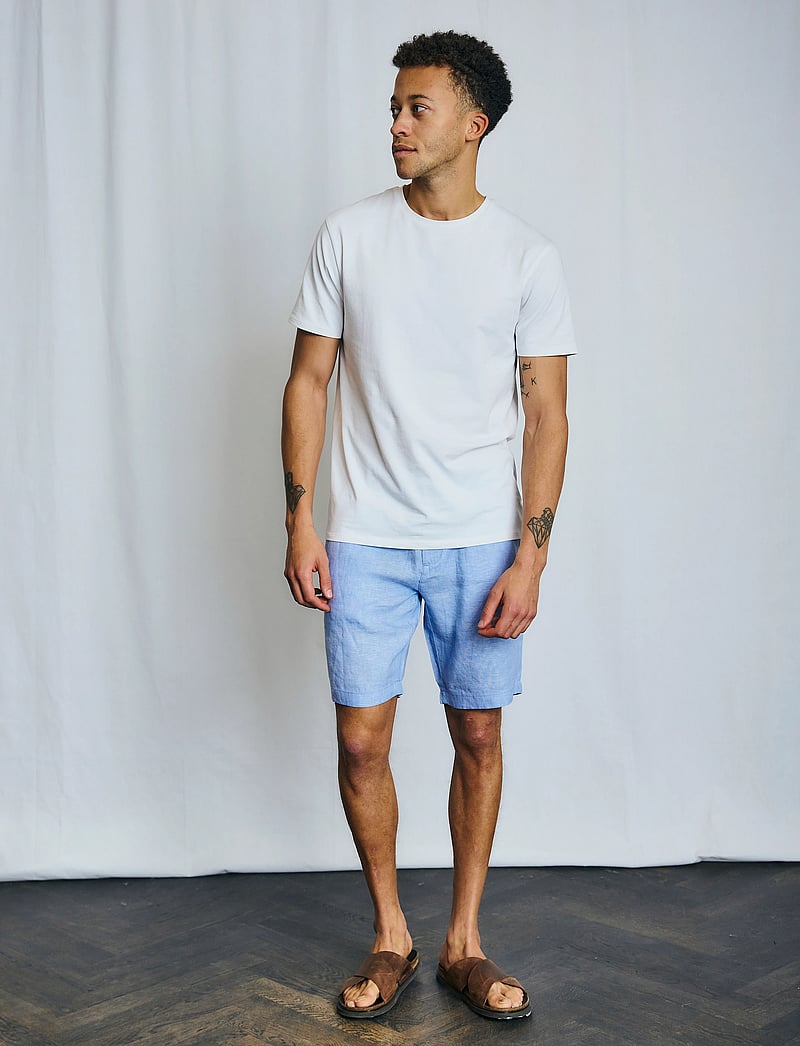 Bruun & Stengade - BS Peppon Regular Fit Shorts - hørshorts - light blue - 3