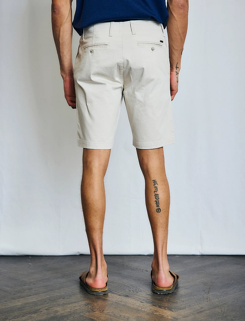 Bruun & Stengade - BS Gerhard Regular Fit Shorts - chinos shorts - kit - 4