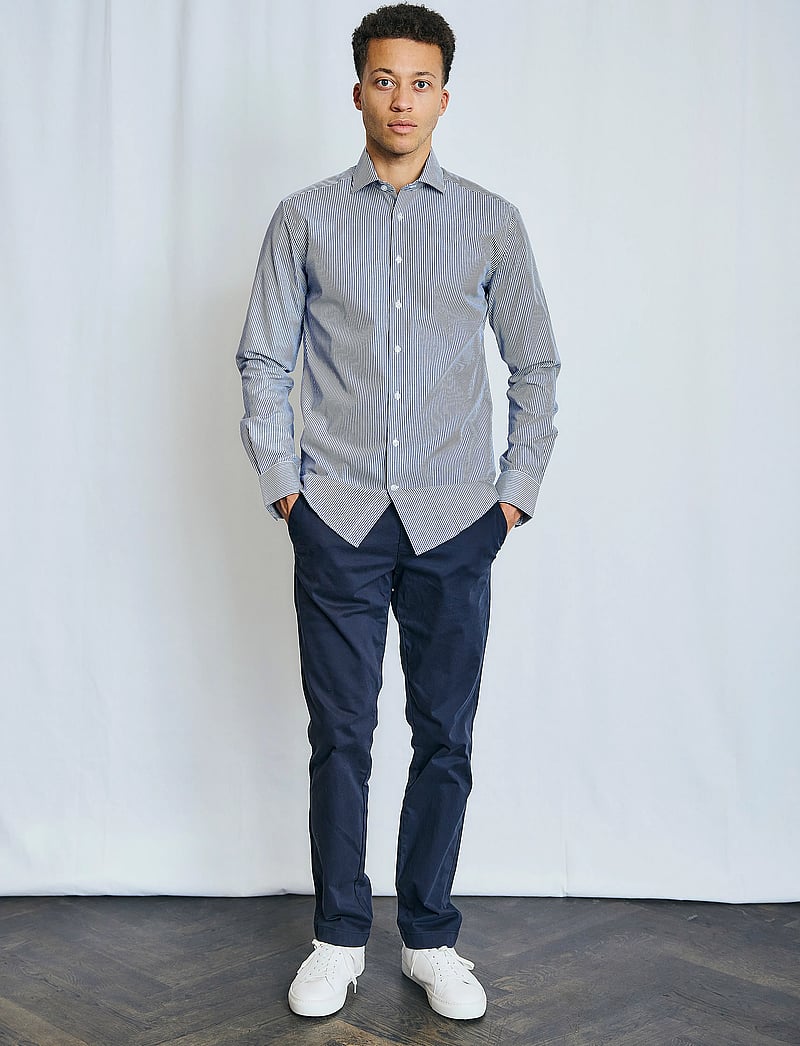 Bruun & Stengade - BS Mackenzie Slim Fit Shirt - pidulikud särgid - navy/white - 0