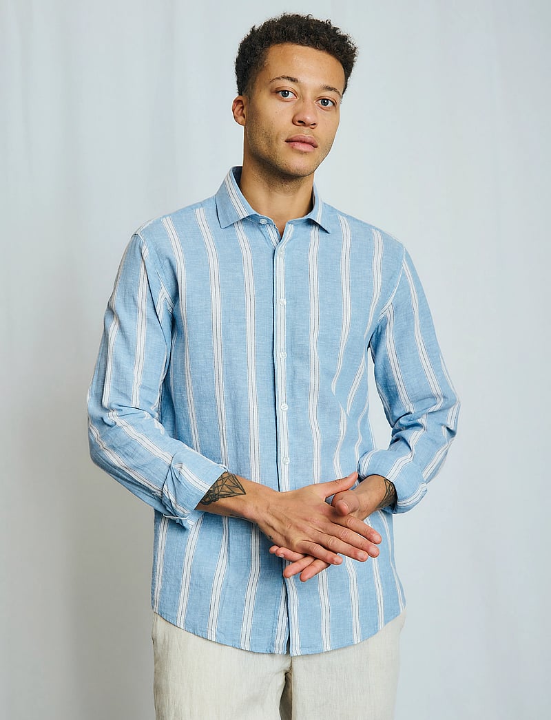 Bruun & Stengade - BS Correa Casual Modern Fit Shirt - hørskjorter - light blue/white - 2