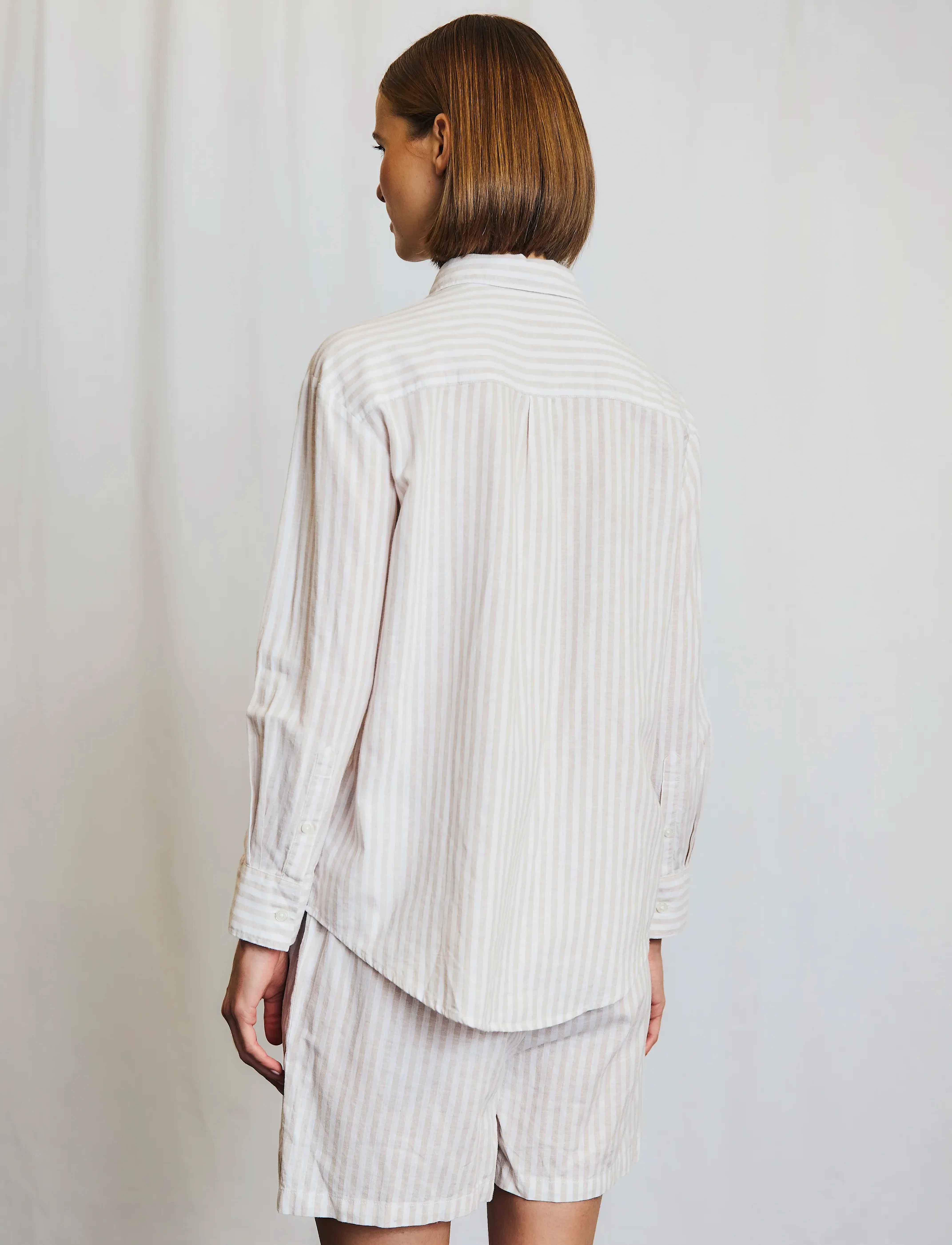 Bruun & Stengade - BS Aglaia Regular Fit Shirt - lina krekli - sand/white - 4