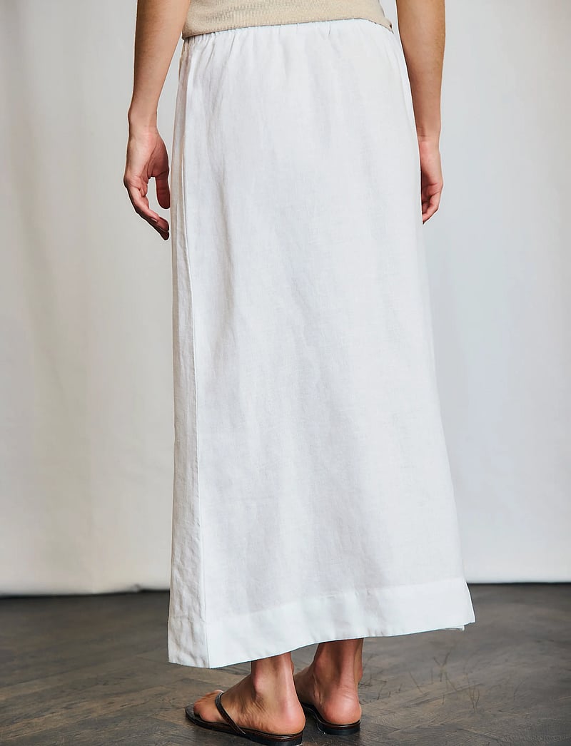 Bruun & Stengade - BS Eris Skirt - maxi röcke - white - 4