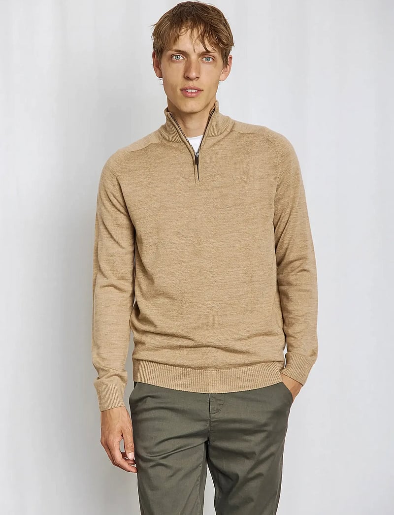 Bruun & Stengade - BS Pelle Regular Fit Knitwear - halfzip strik - light brown - 3