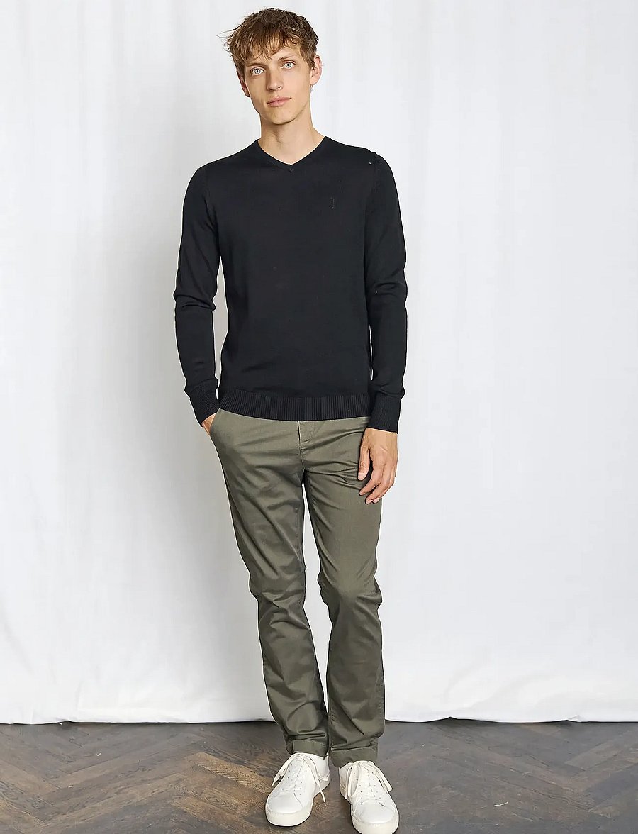 Bruun & Stengade - BS Uranus Regular Fit Knitwear - v-ausschnitt - black - 4