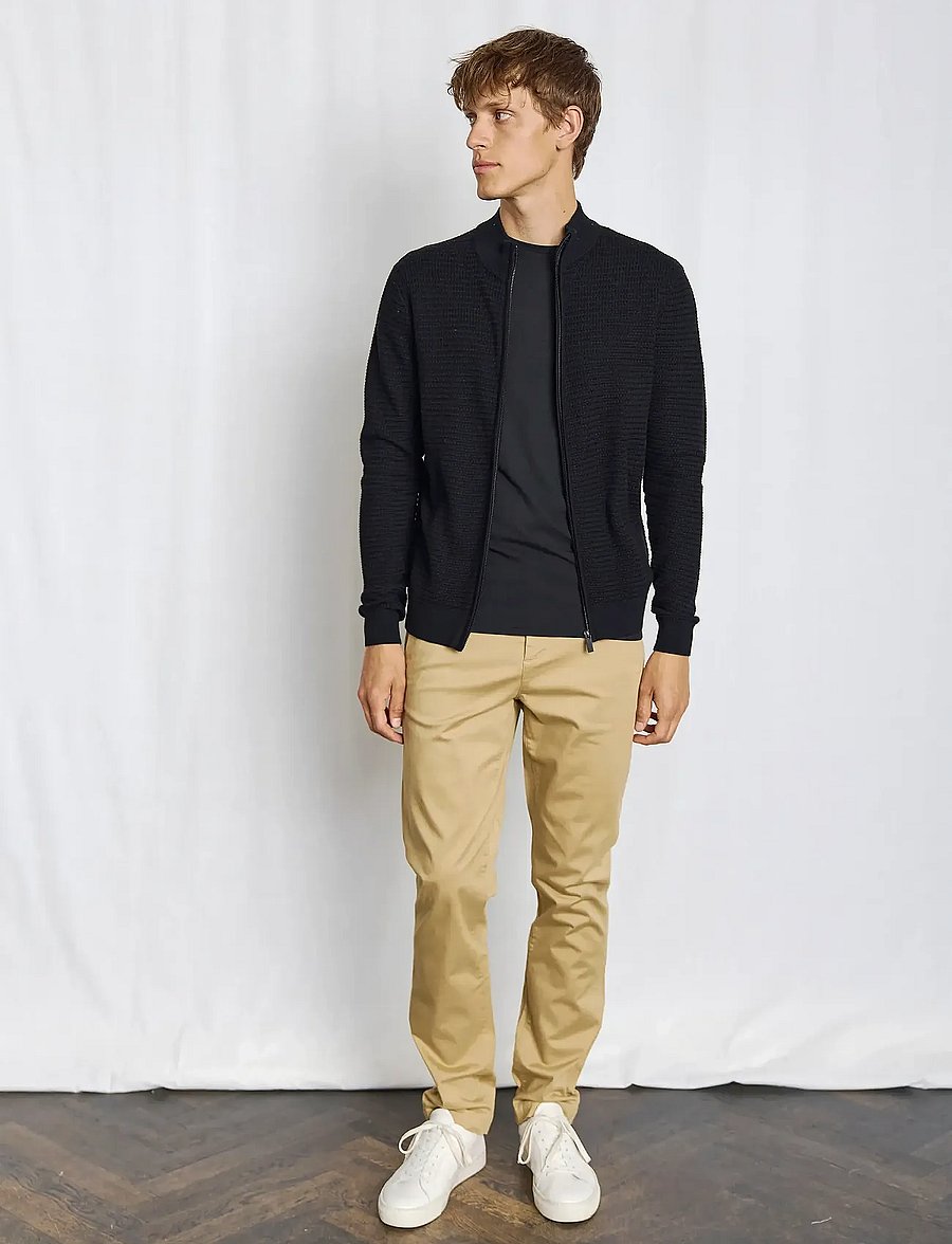 Bruun & Stengade - BS Waldis Regular Fit Knitwear - lukuga džemprid - black - 0