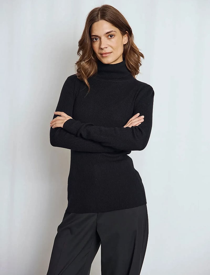 Bruun & Stengade - BS Hege Regular Fit Knitwear - rullekraver - black - 0