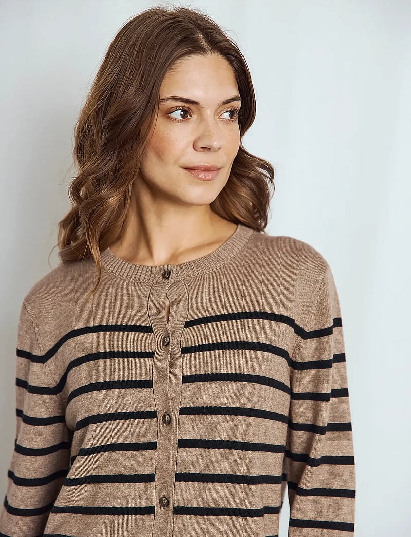 Bruun & Stengade - BS Kjersti Regular Fit Knitwear - cardigans - brown/black - 4