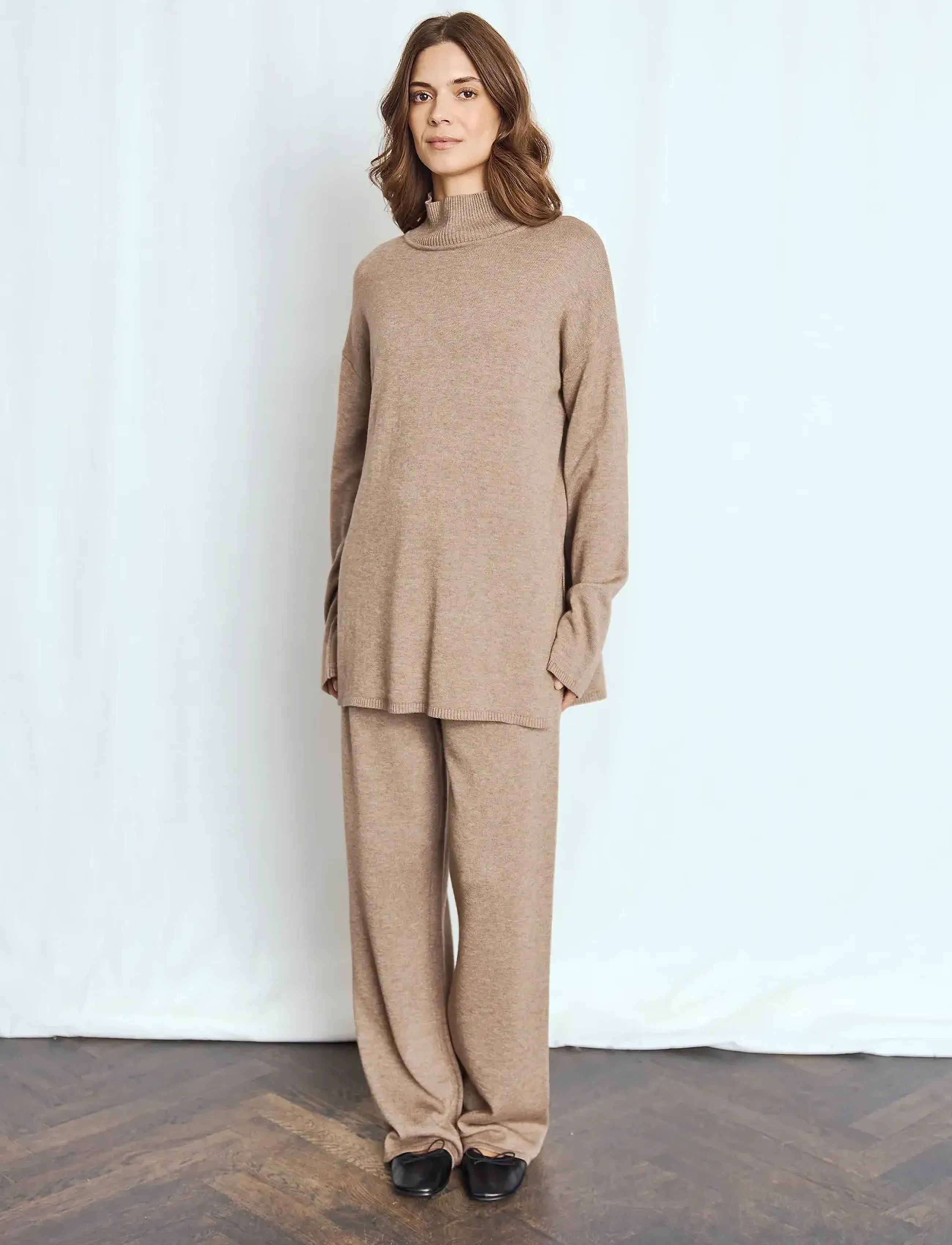 Bruun & Stengade Bs Guro Regular Fit Knitwear, Kvinder, Højhalset Strik, Brun, Str: L