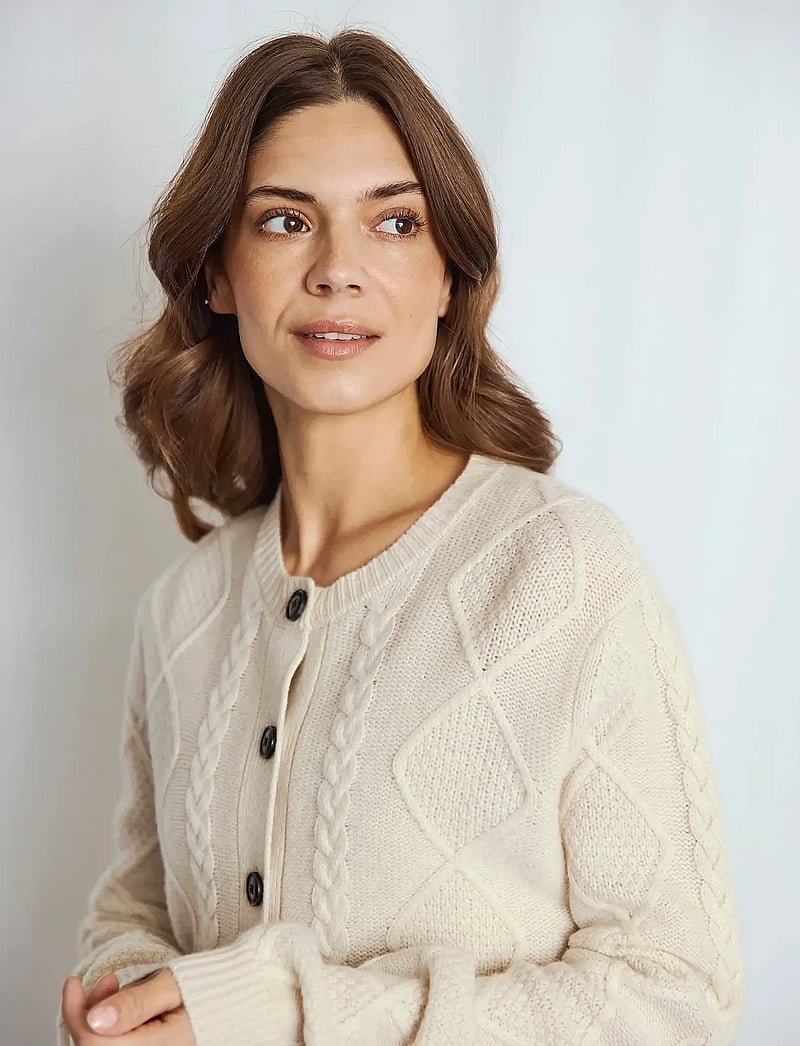 Bruun & Stengade - BS Marita Regular Fit Knitwear - cardigans - ecru - 4