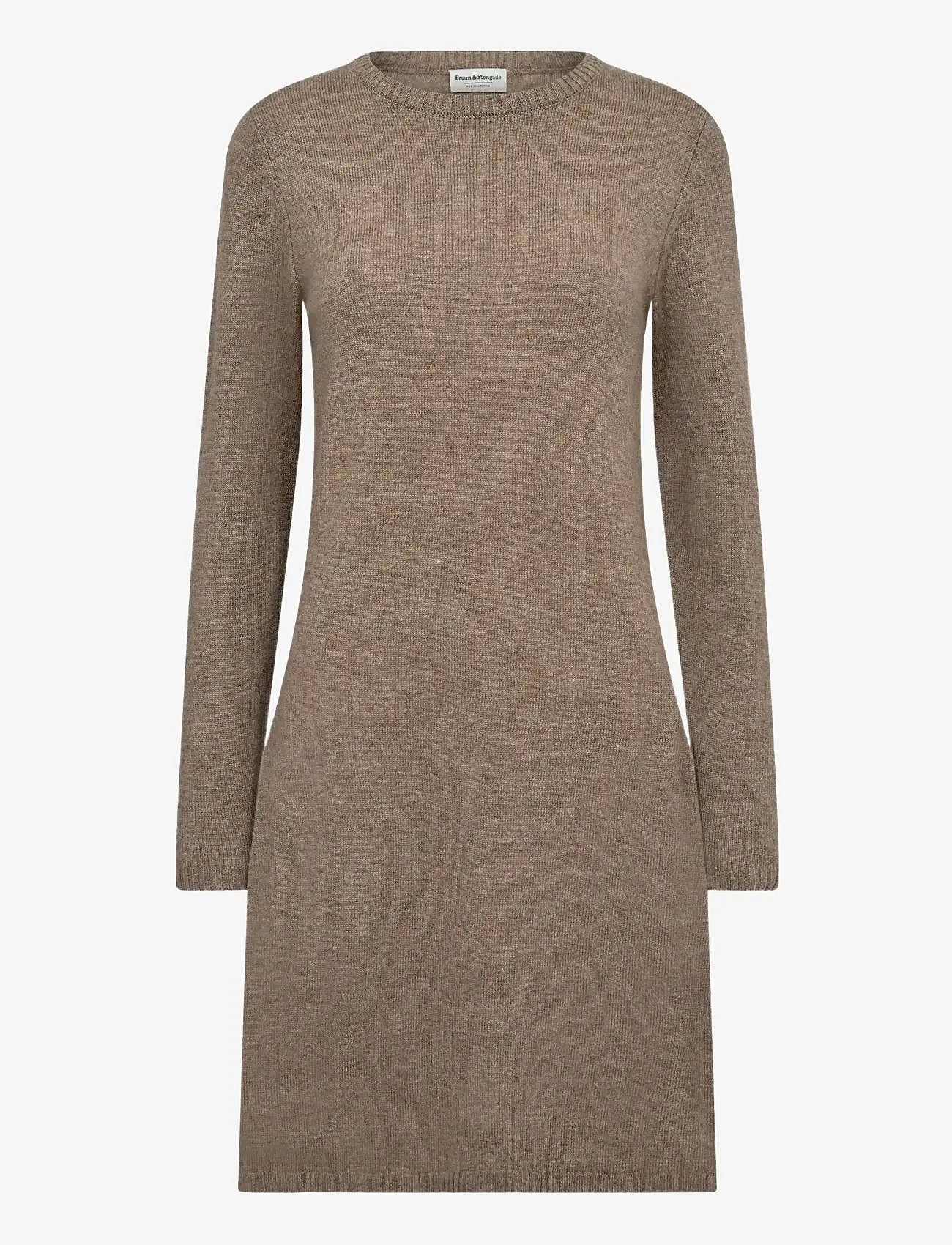 Bruun & Stengade - BS Iselin Regular Fit Dress - stickade klänningar - brown - 2