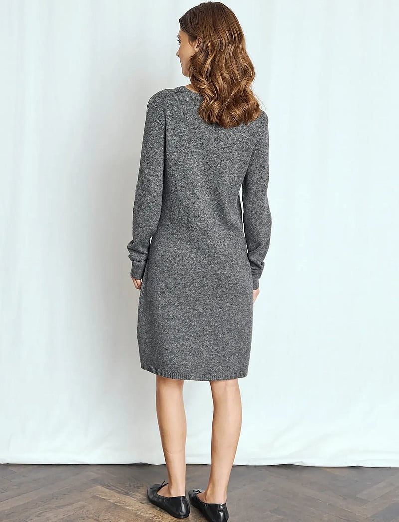 Bruun & Stengade - BS Iselin Regular Fit Dress - strikkjoler - dark grey - 4