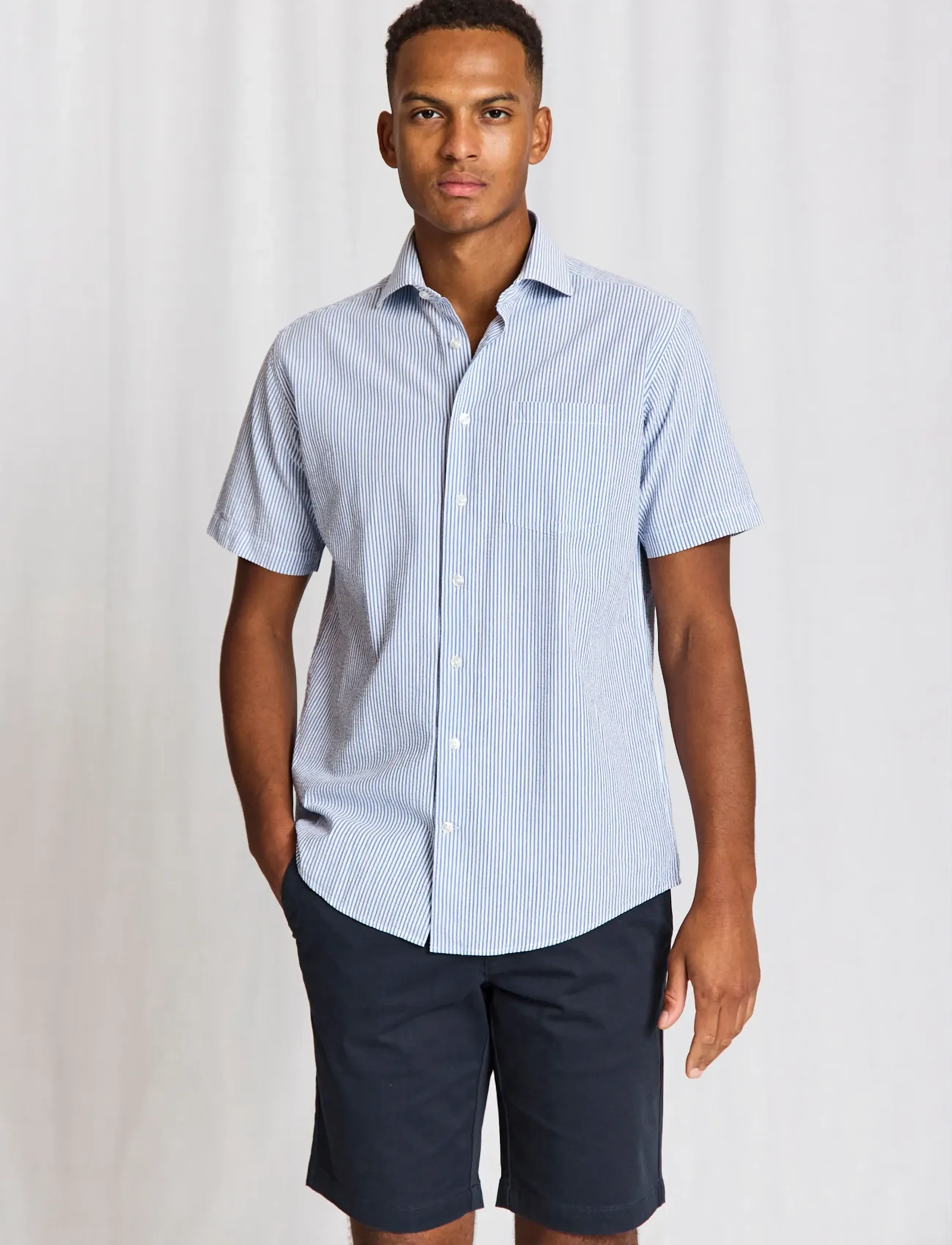 Bruun & Stengade - BS Keita Casual Modern Fit Shirt - chemises à manches courtes - light blue/white - 2