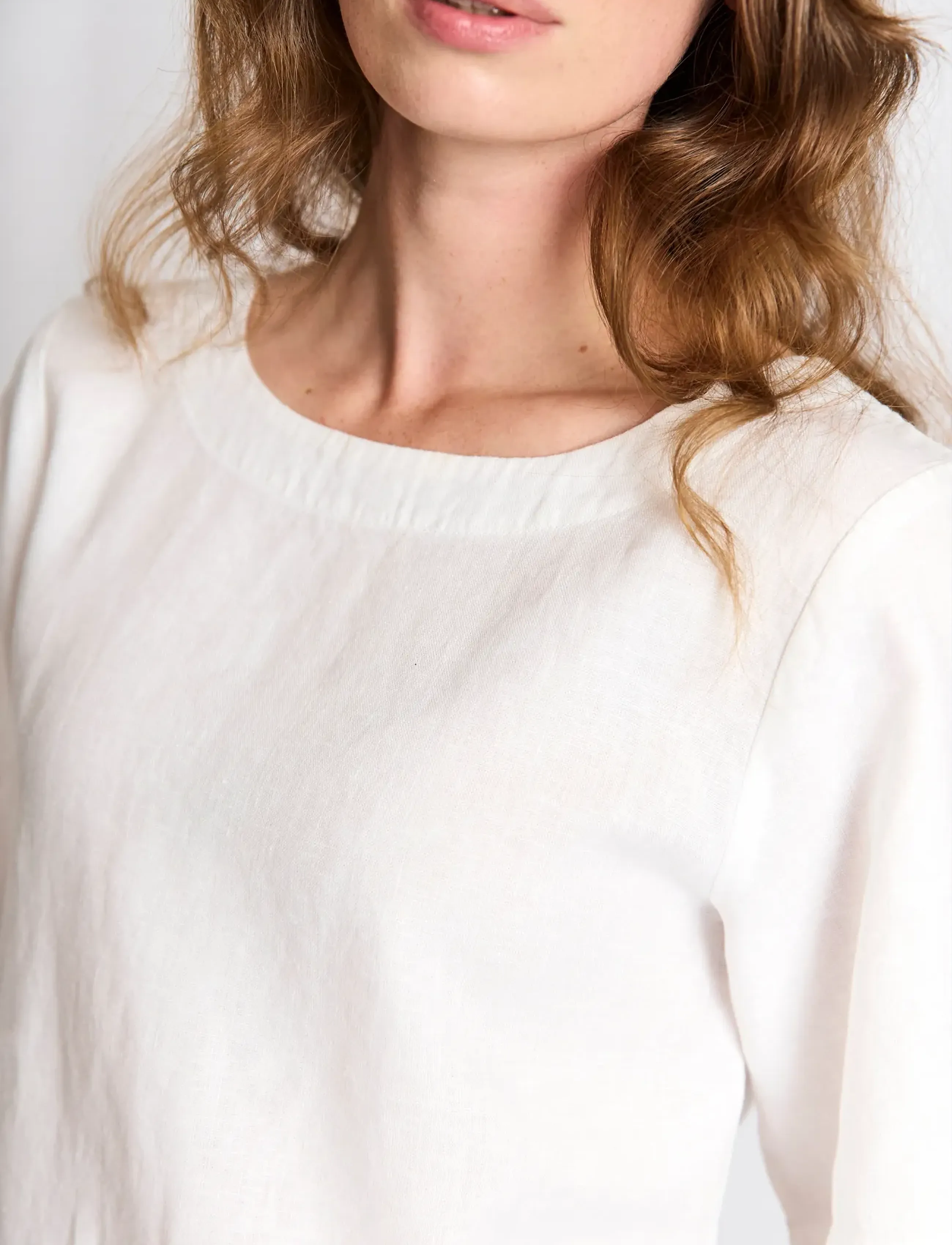 Bruun & Stengade - BS Lucianne Regular Fit Top - linen shirts - white - 4