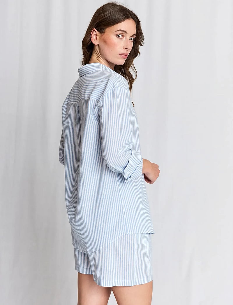 Bruun & Stengade - BS Marietta Regular Fit Shirt - langärmlige hemden - light blue/white - 5