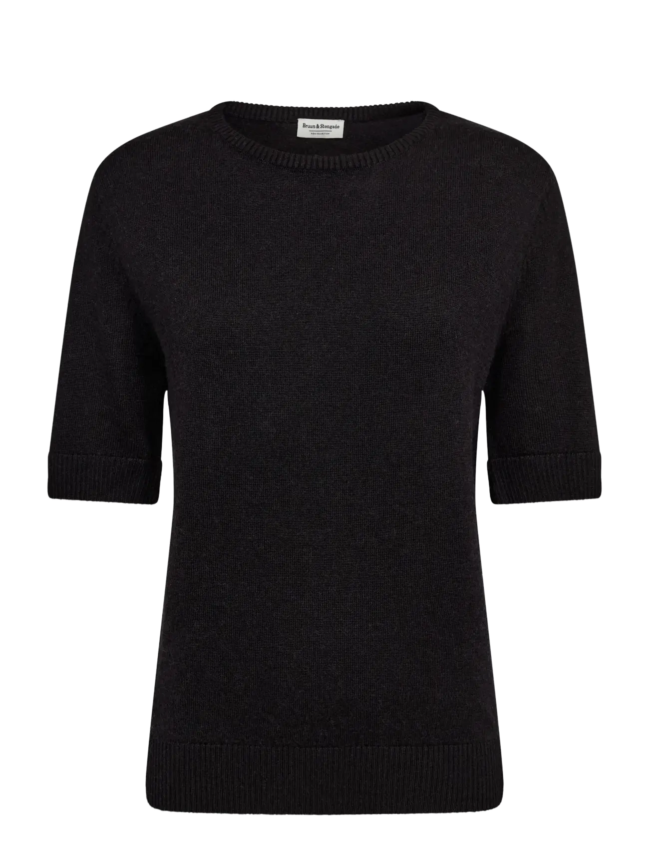 Bruun & Stengade - BS Annelie Regular Fit T-Shirt - black - 1