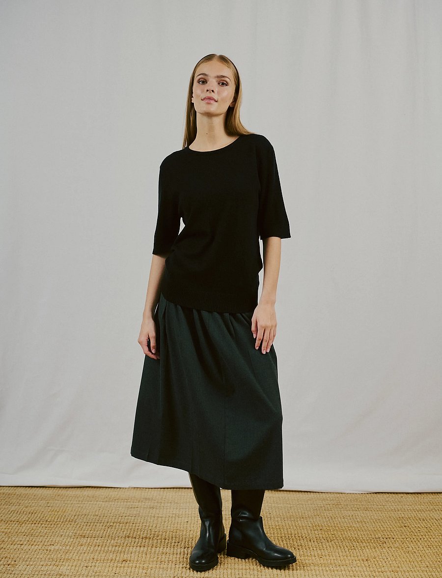 Bruun & Stengade - BS Annelie Regular Fit T-Shirt - stickade tröjor - black - 0