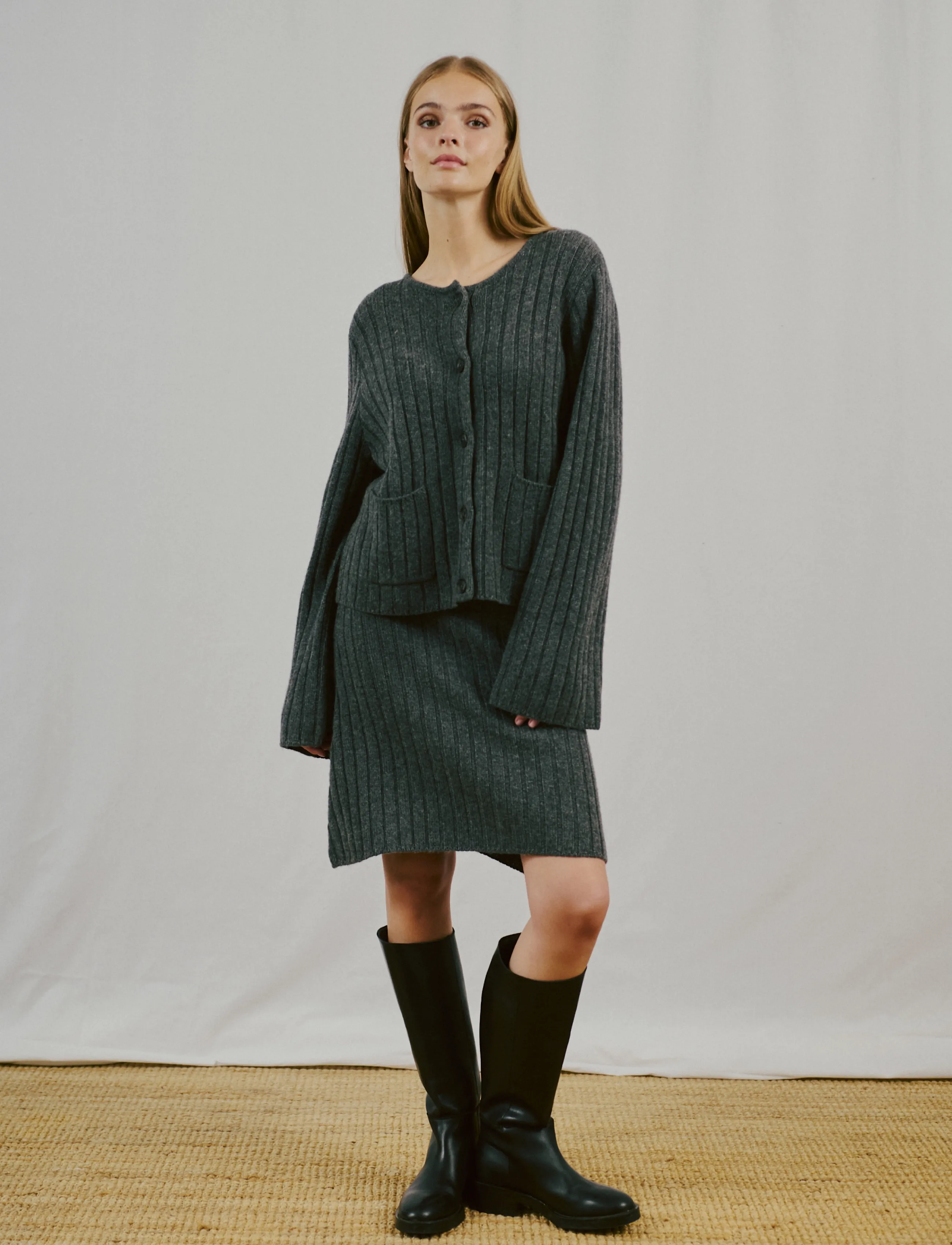 Bruun & Stengade - BS Katinka Regular Fit Skirt - strickröcke - dark grey - 3