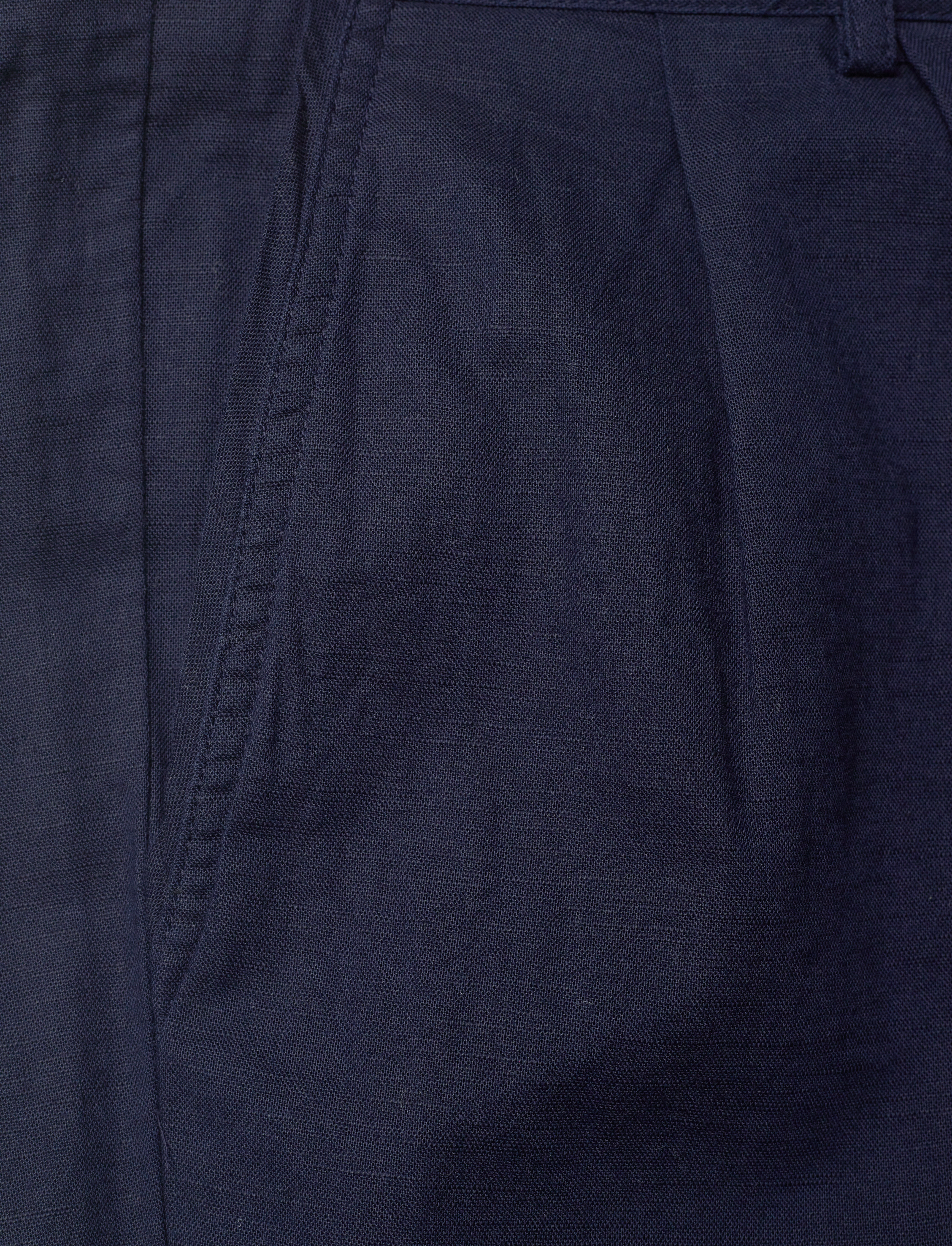 Bruuns Bazaar - LinowBBGermain shorts - hørshorts - navy blazer - 2