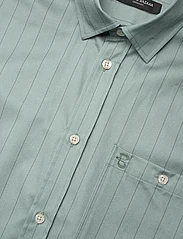 Bruuns Bazaar - SkyBBLorenzo shirt - muodolliset kauluspaidat - sage stripe - 3