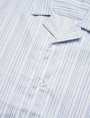 Bruuns Bazaar - DimensionBBHomme shirt - marškiniai trumpomis rankovėmis - light blue stripe - 3
