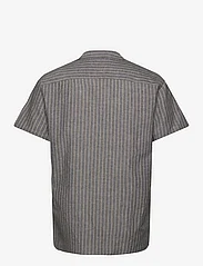 Bruuns Bazaar - StiplinBBHomer shirt - krekli ar īsām piedurknēm - stripe - 1