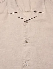 Bruuns Bazaar - LinowBBHomer ss shirt - linasest riidest särgid - irish cream - 2
