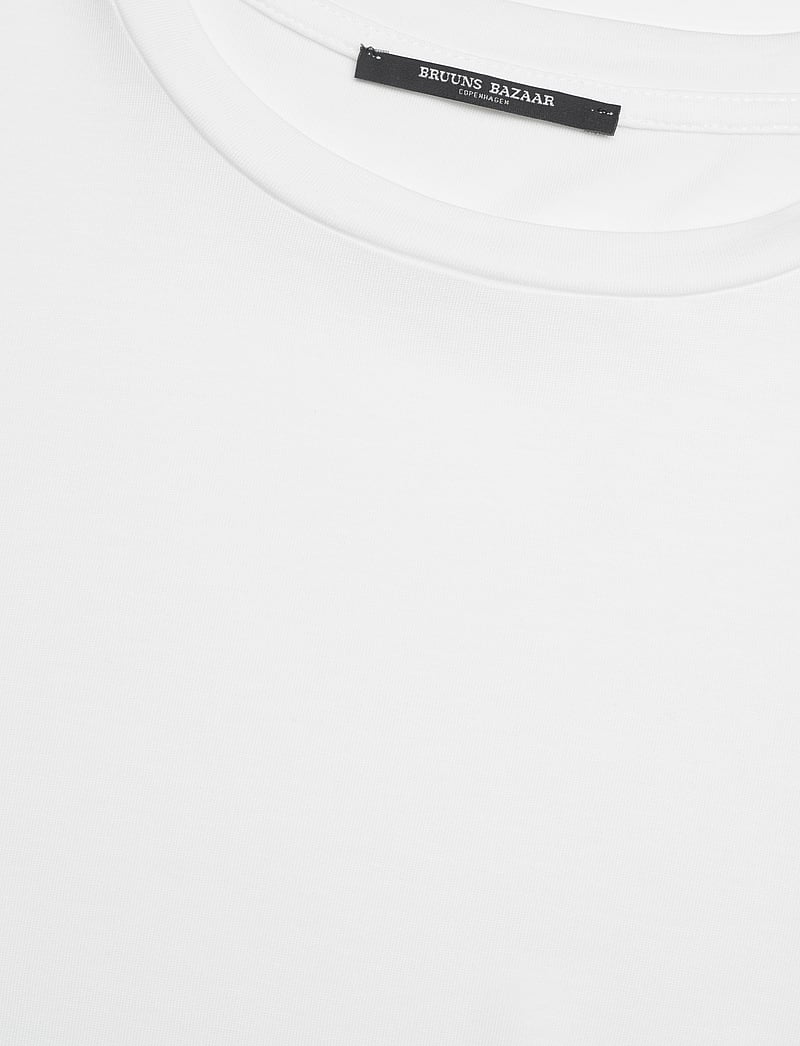 Bruuns Bazaar - KatkaBB ss T-shirt - t-särgid - snow white - 2