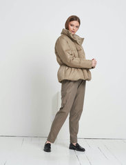 Bruuns Bazaar - Down Lullu jacket - vinterjackor - roasted grey - 2