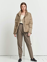 Bruuns Bazaar - Down Lullu jacket - Žieminės striukės - roasted grey - 3