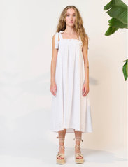 Bruuns Bazaar - Clianta Christine dress - sukienki koronkowe - white - 3