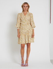 Bruuns Bazaar - HasselBBNaimas dress - sommerkjoler - olive print - 2