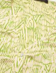 Bruuns Bazaar - AcaciaBBHanielle dress - omlottklänningar - moss green print - 3