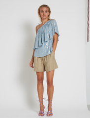 Bruuns Bazaar - Parodia Sanja blouse - short-sleeved blouses - blue - 2