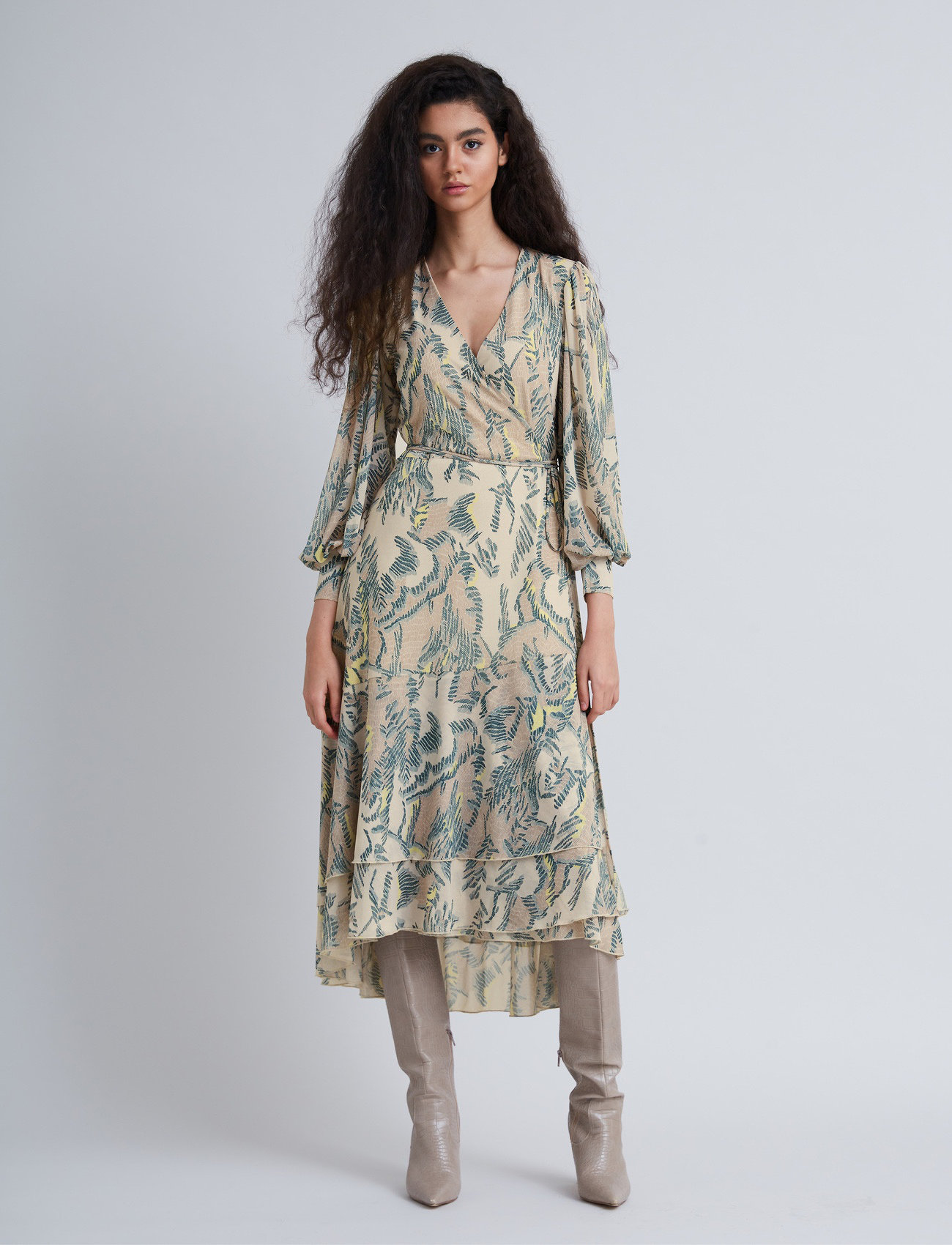 Bruuns Bazaar - PhloxBBNora dress - wrap dresses - beige print - 0