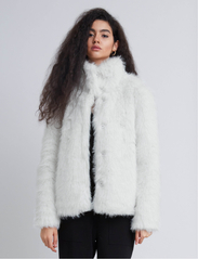 Bruuns Bazaar - ErigeronBBFurry jacket - snow white - 3