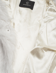 Bruuns Bazaar - ErigeronBBFurry jacket - snow white - 6