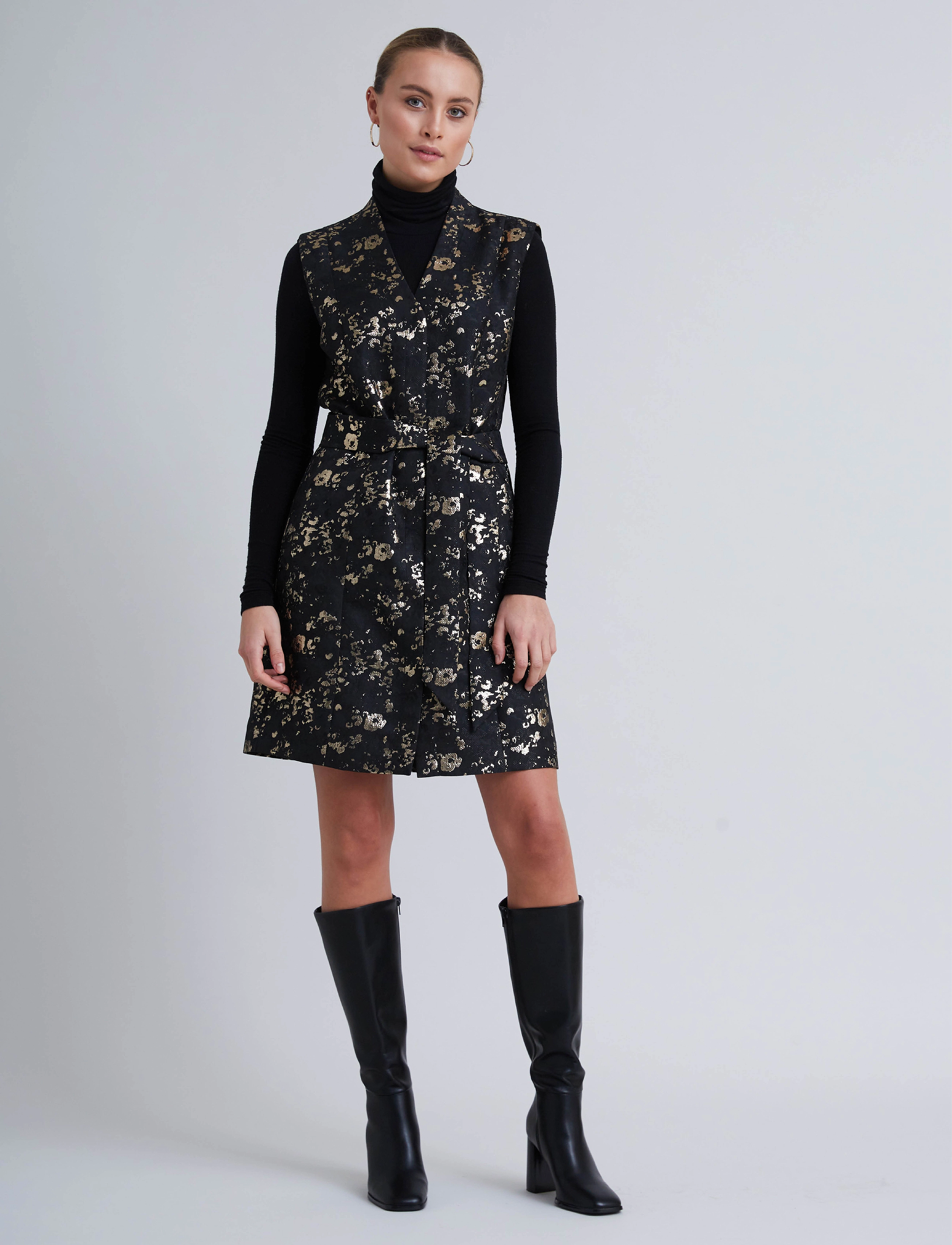 Bruuns Bazaar - CapeBBGenny dress - black/gold - 2