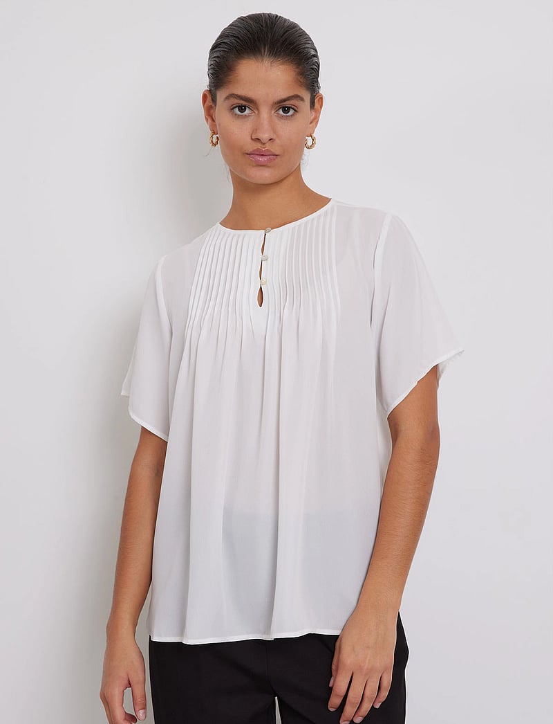 Bruuns Bazaar - CamillaBBCathrin blouse - short-sleeved blouses - snow white - 0