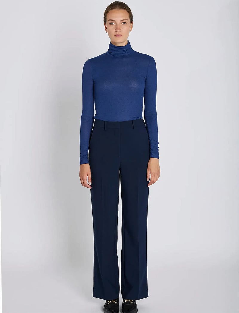 Bruuns Bazaar - CindySusBBEleza pants - sirge säärega püksid - sky captain - 0