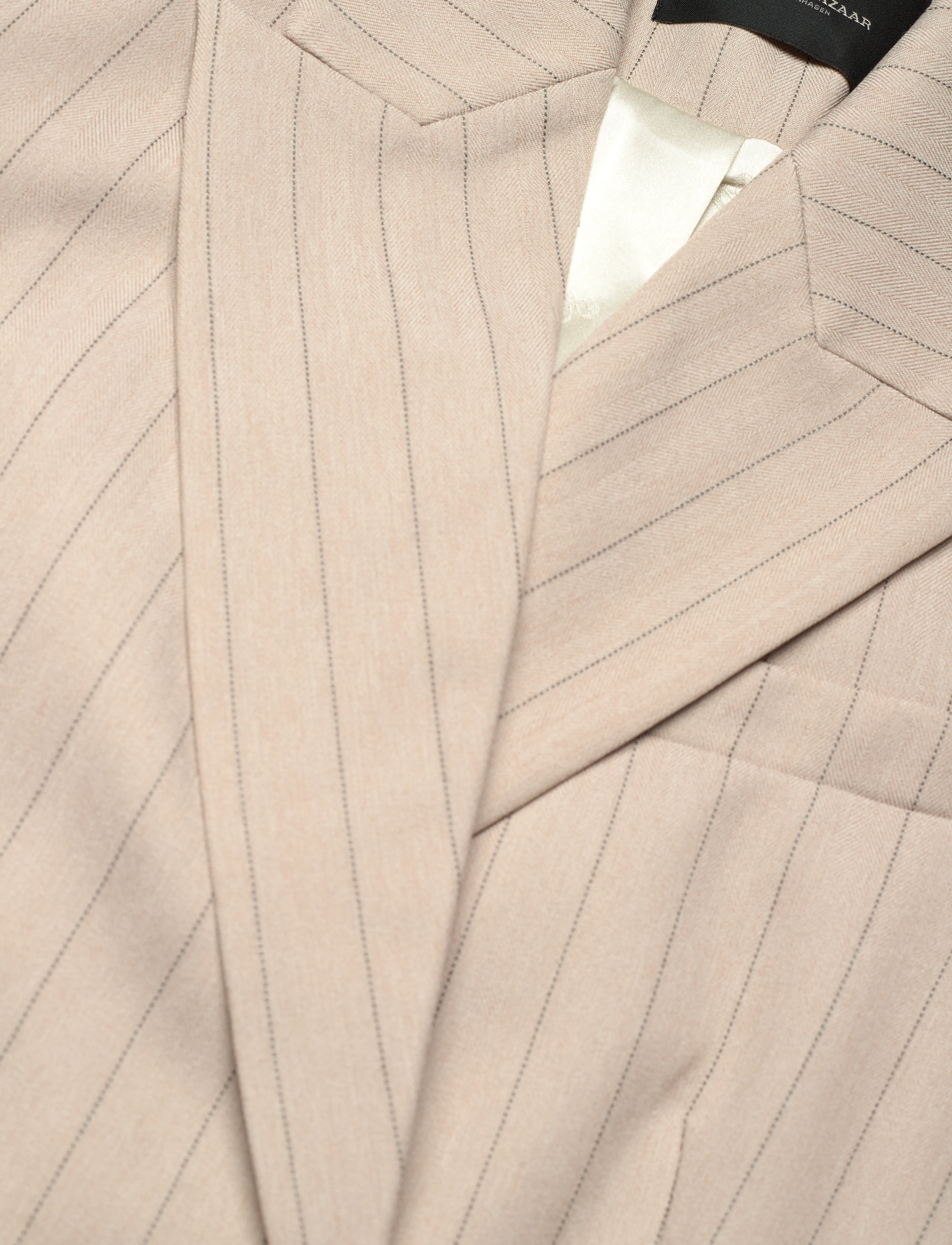 Bruuns Bazaar - ApricotBBLinda blazer - dobbeltradede blazere - light grey stripes - 3