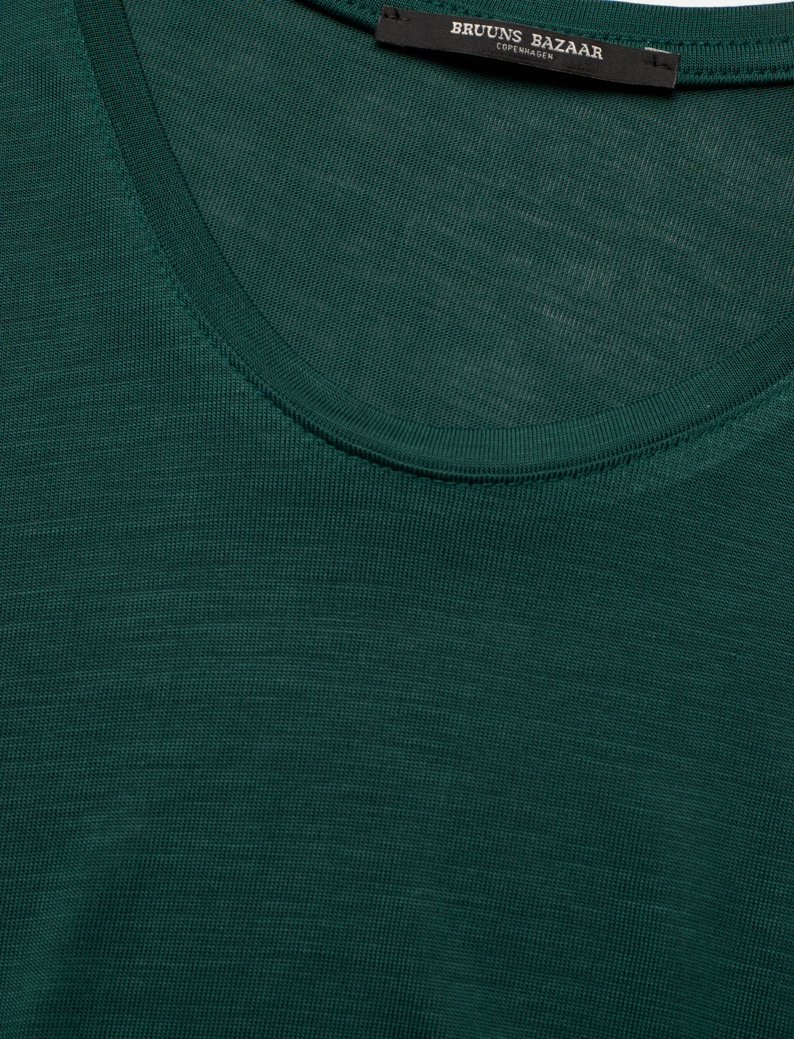 Bruuns Bazaar - KatkaBBAki blouse - Ærmeløse bluser - dark green - 2