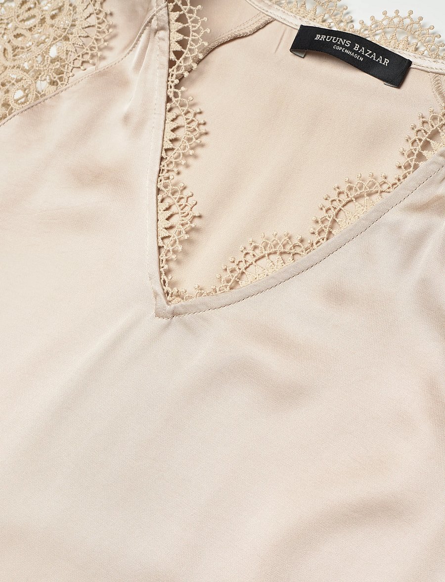 Bruuns Bazaar - WeckiaBBSynje blouse - short-sleeved blouses - beige - 2