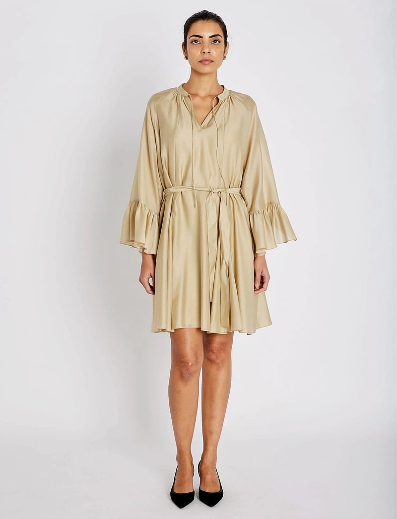 Bruuns Bazaar - NengaBBSyrena dress - kurze kleider - light camel - 0