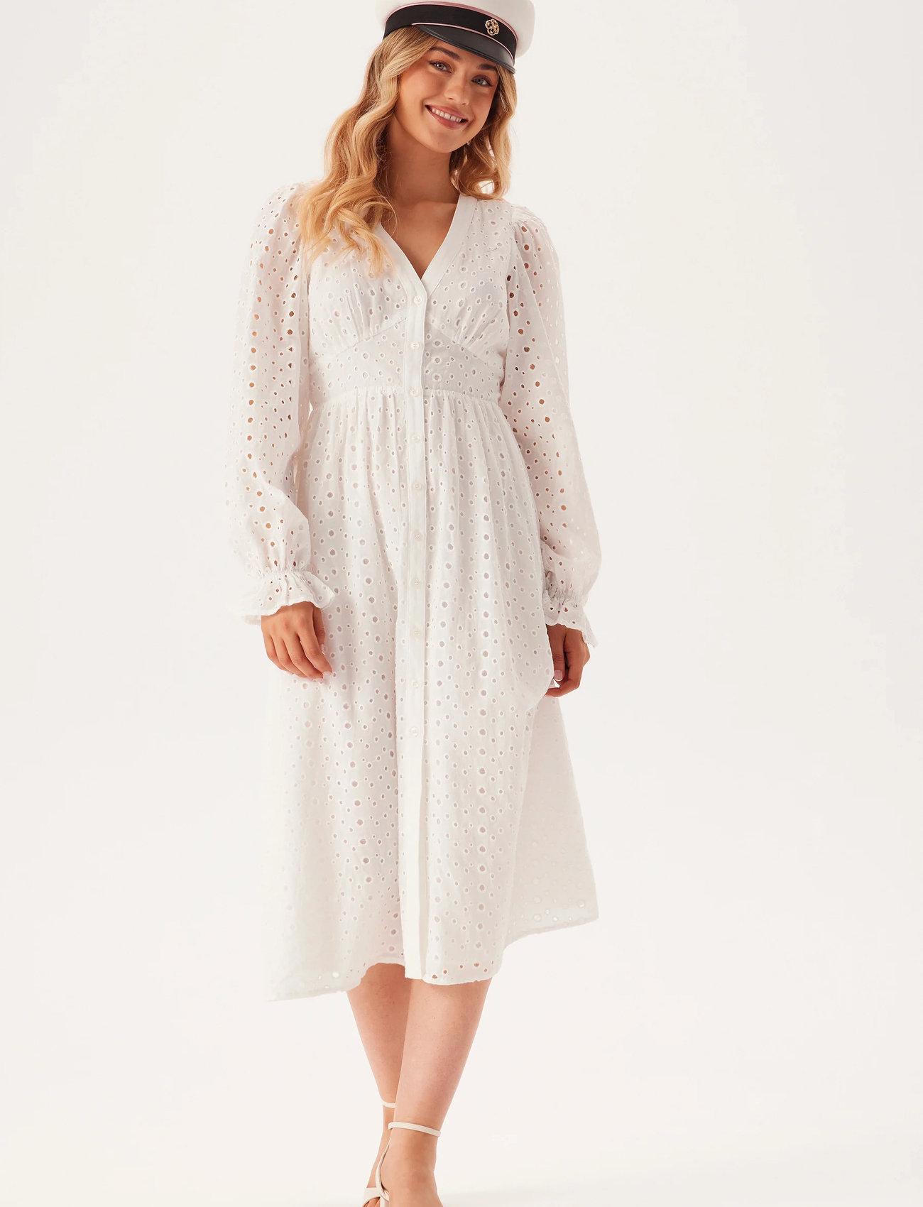 BUBBLEROOM Broderie Anglaise Midi Dress klänningar dam – bild 10