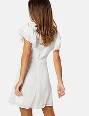 Bubbleroom - Vallie Dress - krótkie sukienki - white - 3
