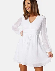 Bubbleroom - Dahlia Dotted Dress - summer dresses - white - 2