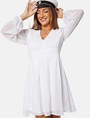 Bubbleroom - Dahlia Dotted Dress - kesämekot - white - 6